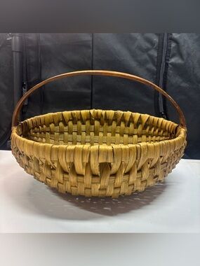 Vintage Primitive Woven Wood Splint Large Round Oval Melon Shaped Wicker Basket
